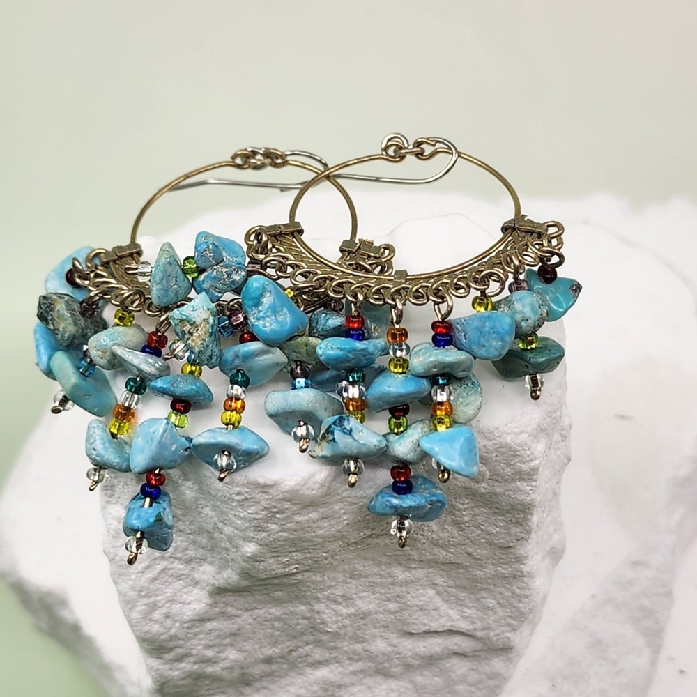 Turquoise Colored Stone Chip Hoop Earrings Silver Tone Southwestern Boho Dangle